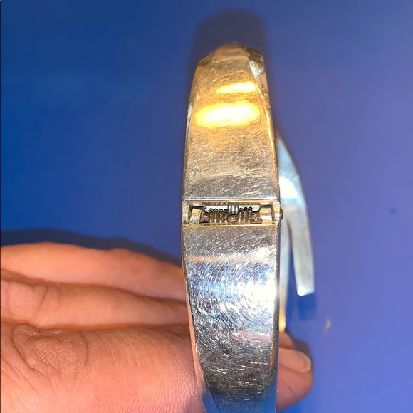 Sterling silver n black onyx hinged bracelet - Picture 4 of 6